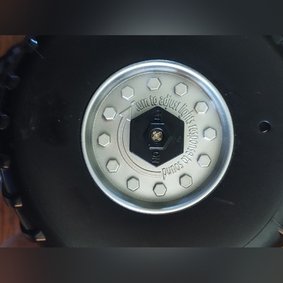 Not Available - Picture 2 of 7